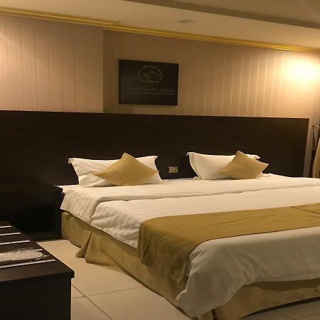 ג'דה Burj Al Faris Hotel Apartments מראה חיצוני תמונה